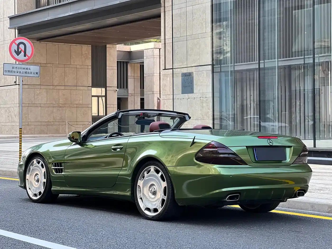 Mercedes-Benz SL-Class 2010 SL 300 — миниатюра 23