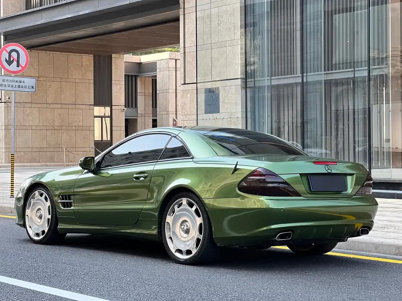 Mercedes-Benz SL-Class 2010 SL 300 — миниатюра 24