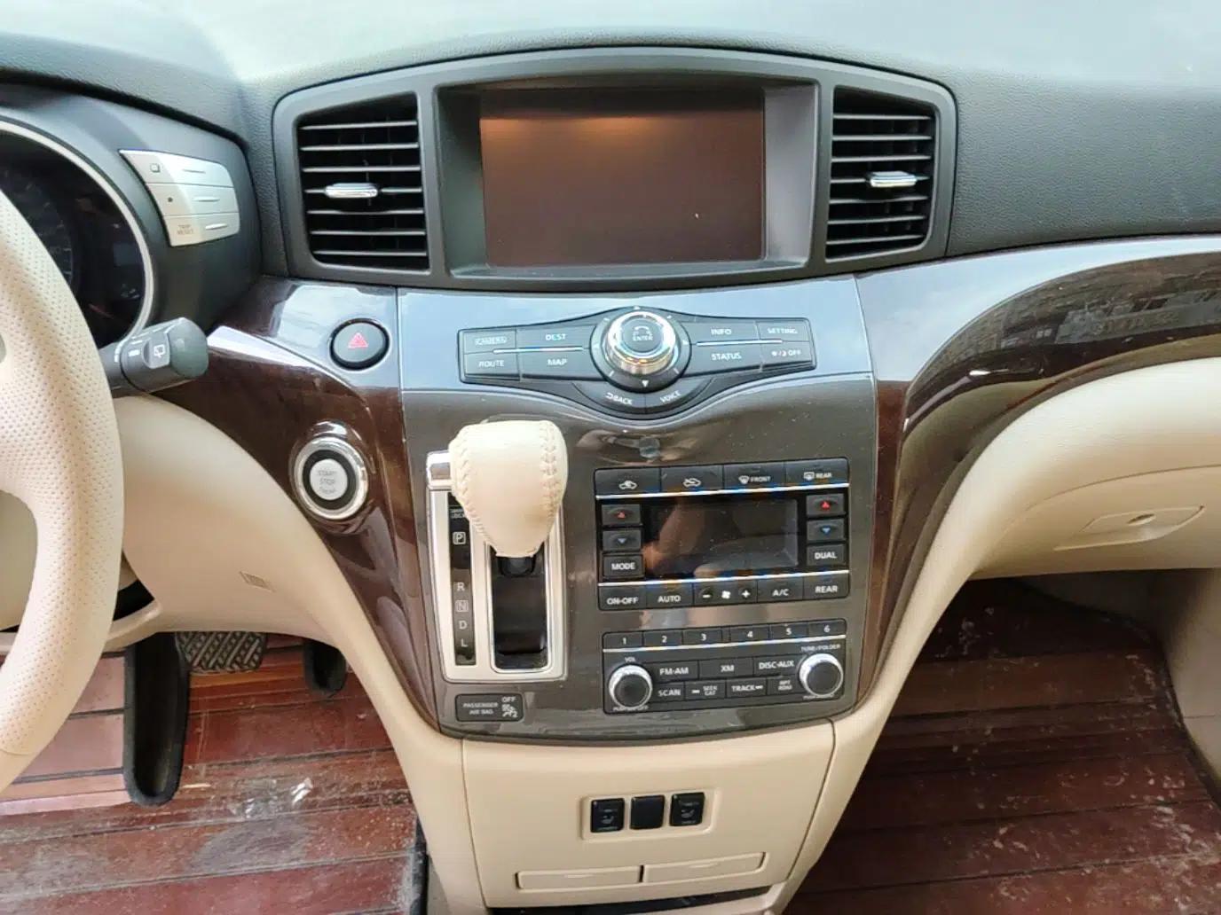 Nissan Quest 2015 3.5L SL — миниатюра 15