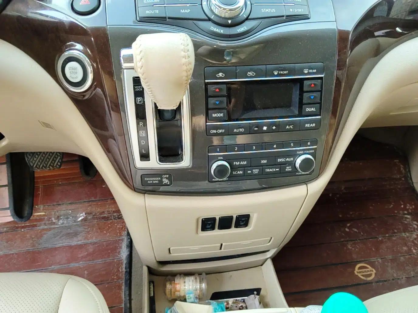 Nissan Quest 2015 3.5L SL — миниатюра 16