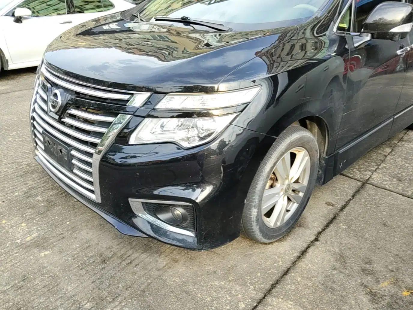Nissan Quest 2015 3.5L SL — миниатюра 8