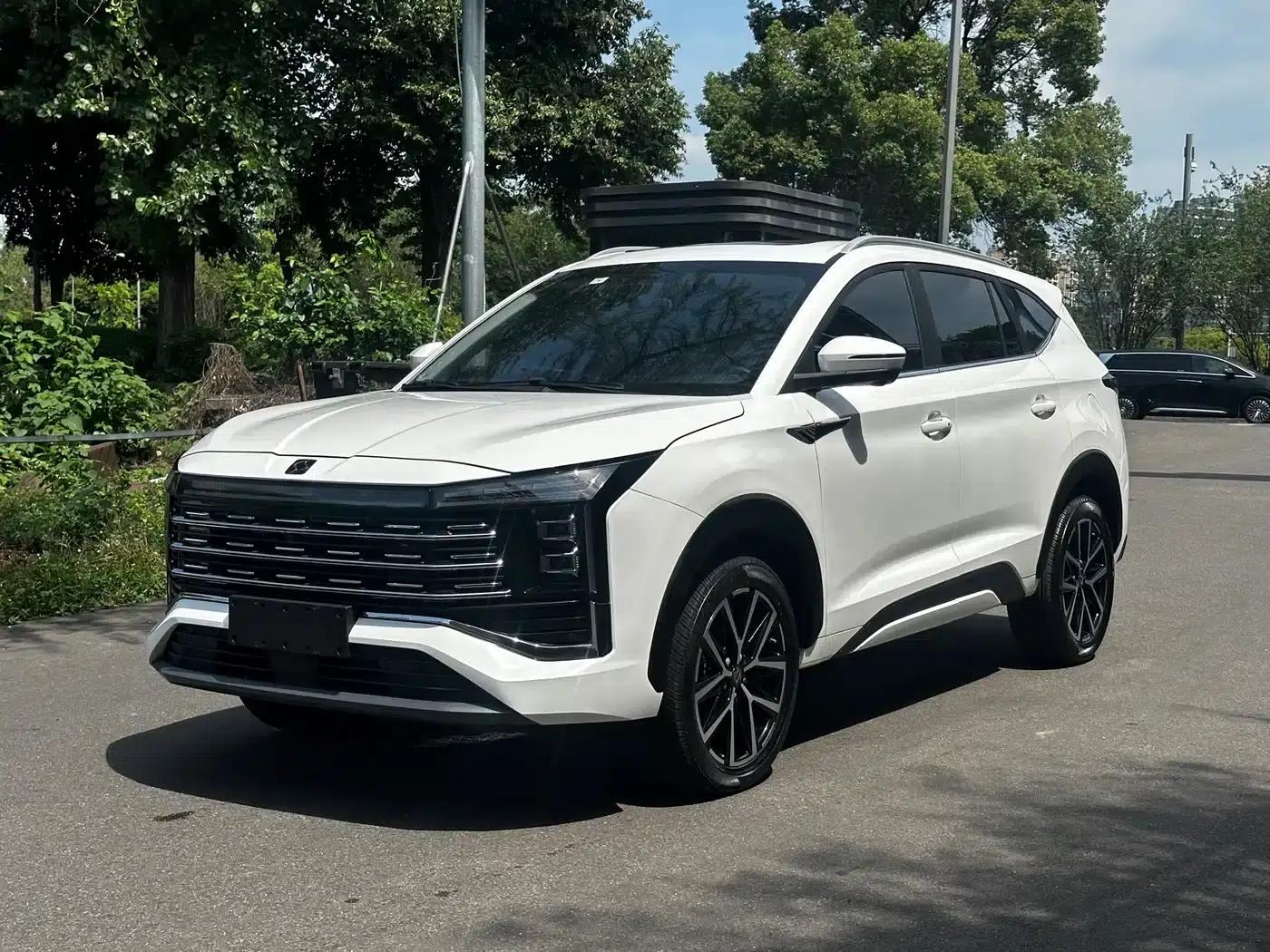 Sihao X8 2022 Great Sage Edition 300T DCT Traveler 7-seater — миниатюра 1