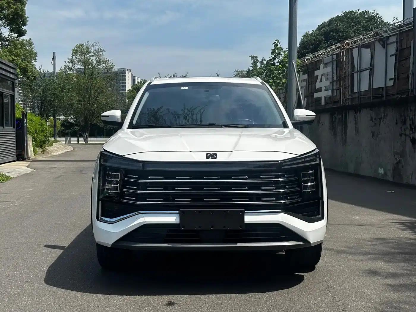 Sihao X8 2022 Great Sage Edition 300T DCT Traveler 7-seater — миниатюра 2