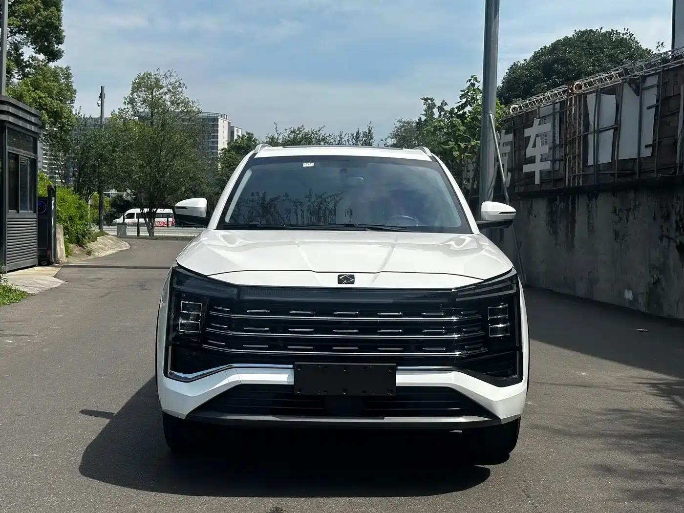 Sihao X8 2022 Great Sage Edition 300T DCT Traveler 7-seater — миниатюра 3