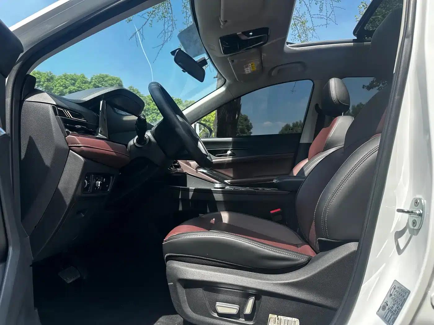 Sihao X8 2022 Great Sage Edition 300T DCT Traveler 7-seater — миниатюра 8