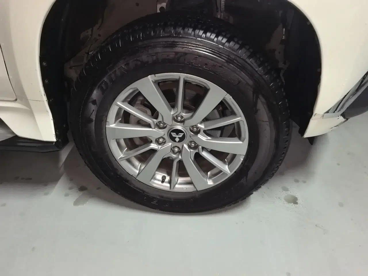 Mitsubishi Pajero Sport — миниатюра 8
