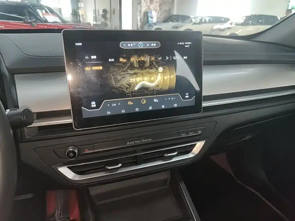 Qin Pro 2019 Super Edition 1.5TI Automatic Intelligent Connected Fashion Model (National VI Emission Standard) — миниатюра 13