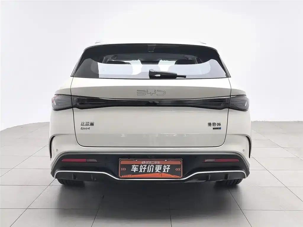 Seal 06 DM-i Touring Edition 2025 DM-i 80KM Premium — миниатюра 4