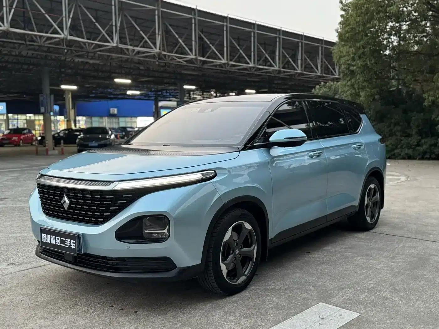 Baojun RM-5 2019 1.5T CVT 24-Hour Online Premium 6-Seater — миниатюра 1