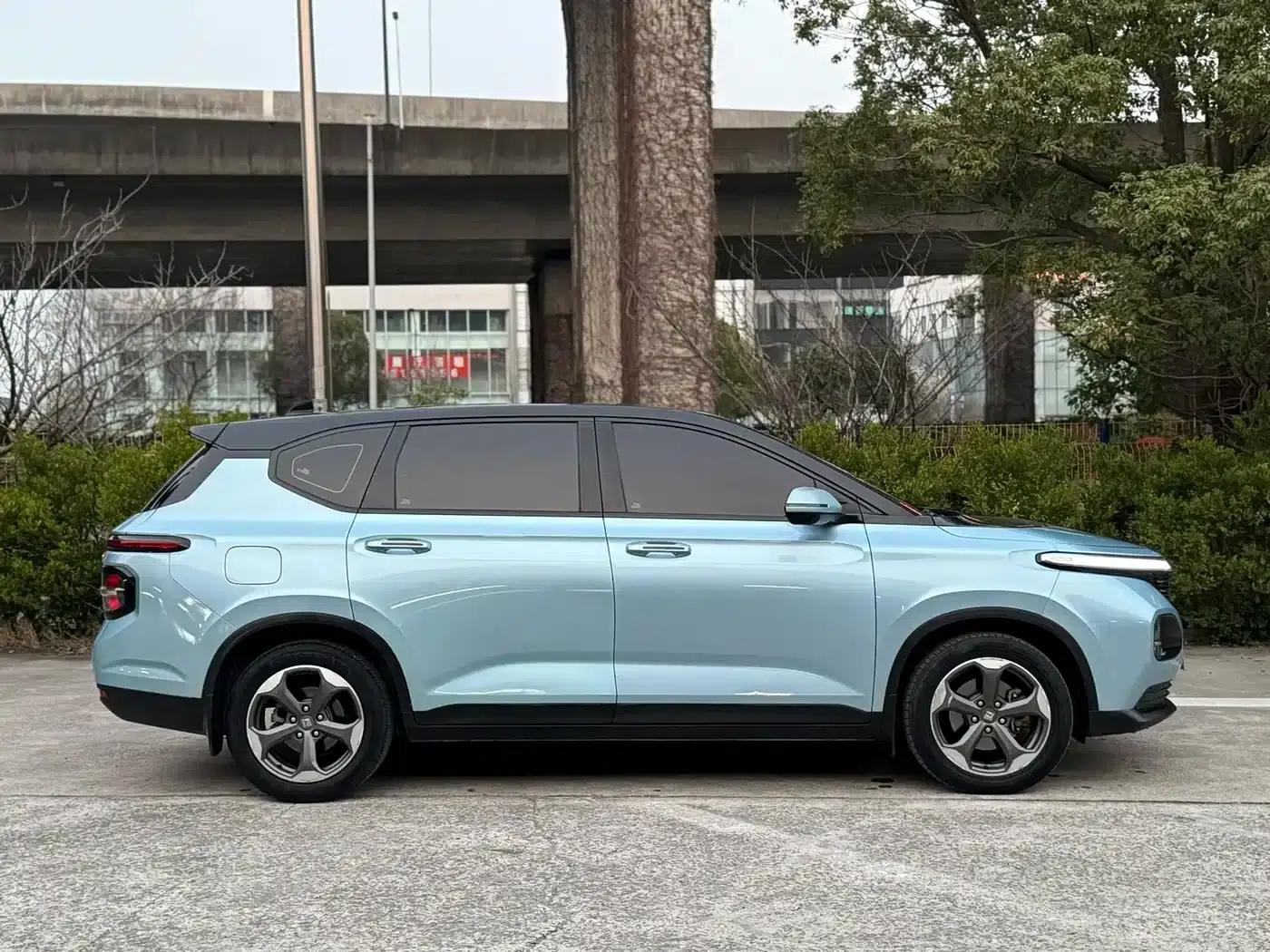 Baojun RM-5 2019 1.5T CVT 24-Hour Online Premium 6-Seater — миниатюра 4