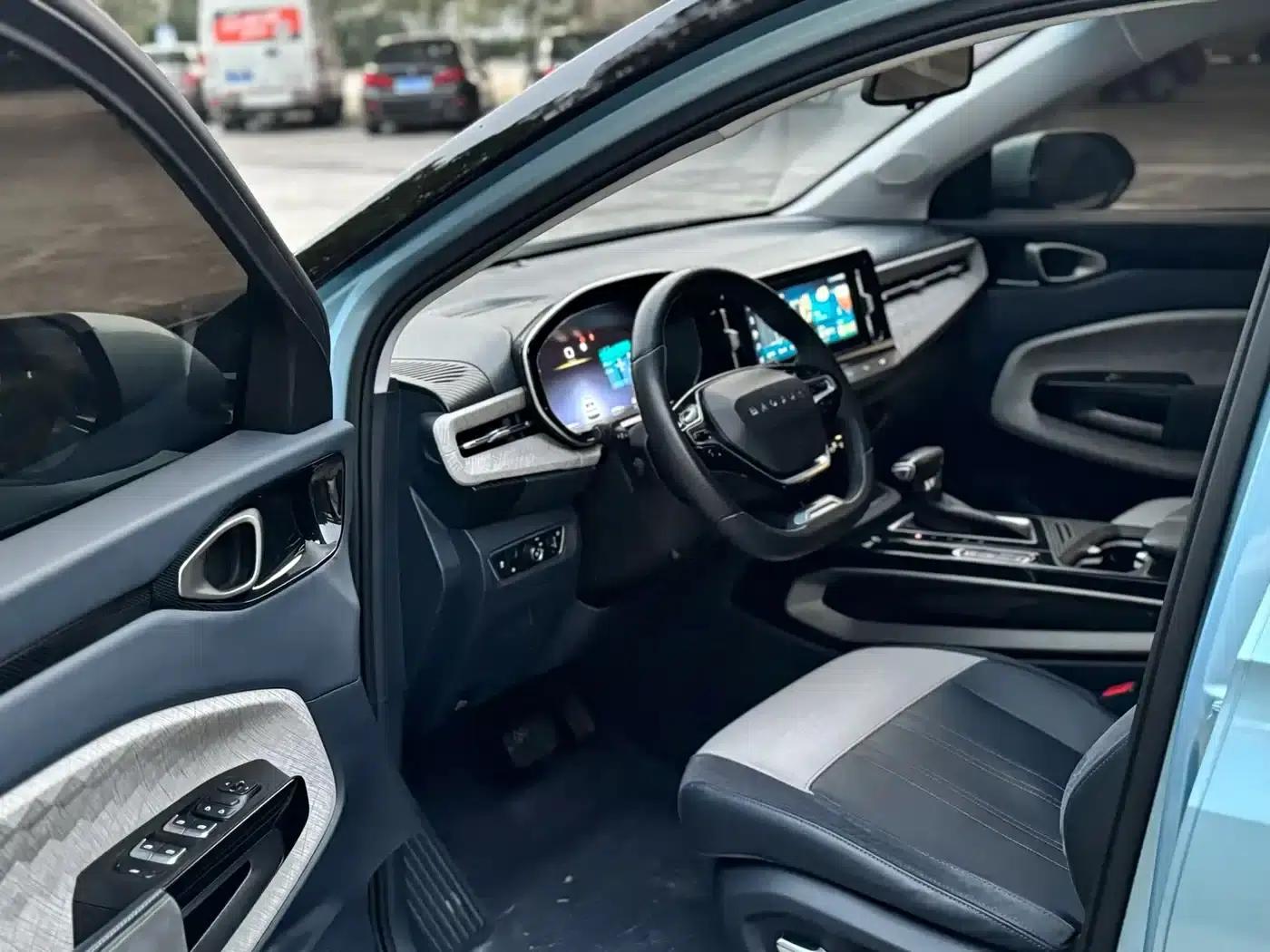 Baojun RM-5 2019 1.5T CVT 24-Hour Online Premium 6-Seater — миниатюра 7