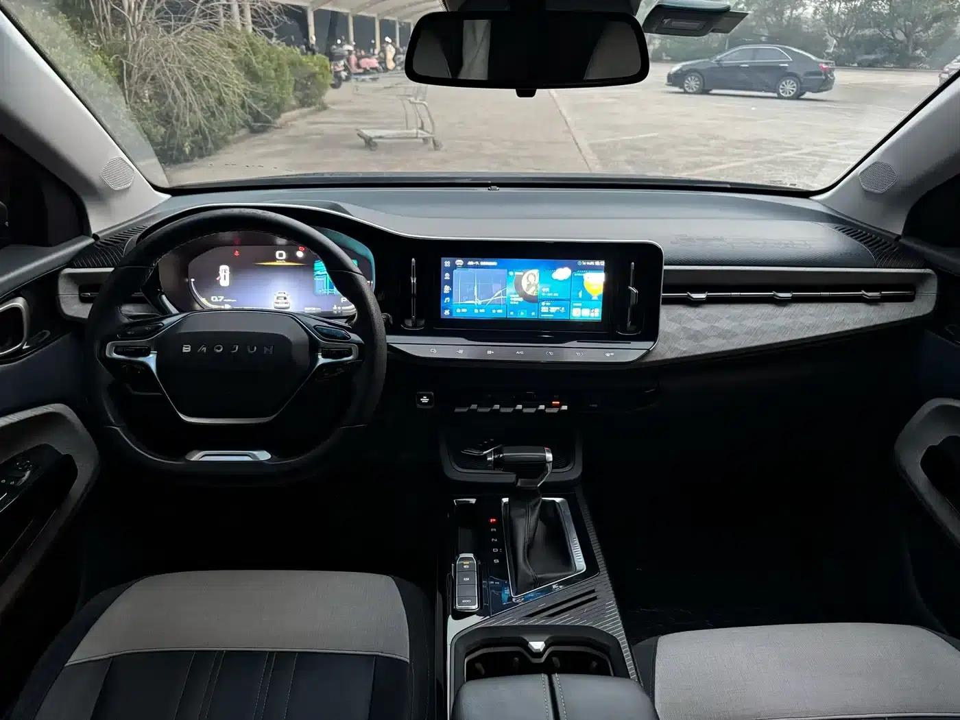 Baojun RM-5 2019 1.5T CVT 24-Hour Online Premium 6-Seater — миниатюра 9