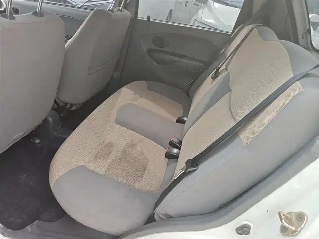 2012 Chevrolet Spark (Facelift) 1.0L Manual P-TEC Standard Model — миниатюра 17