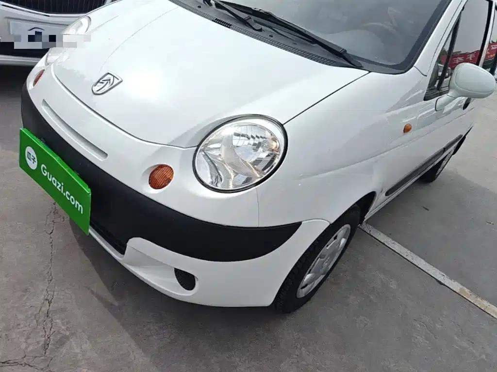 2012 Chevrolet Spark (Facelift) 1.0L Manual P-TEC Standard Model — миниатюра 24