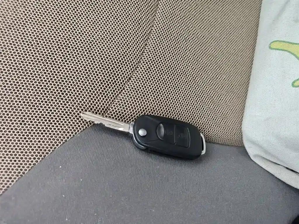 2012 Chevrolet Spark (Facelift) 1.0L Manual P-TEC Standard Model — миниатюра 9