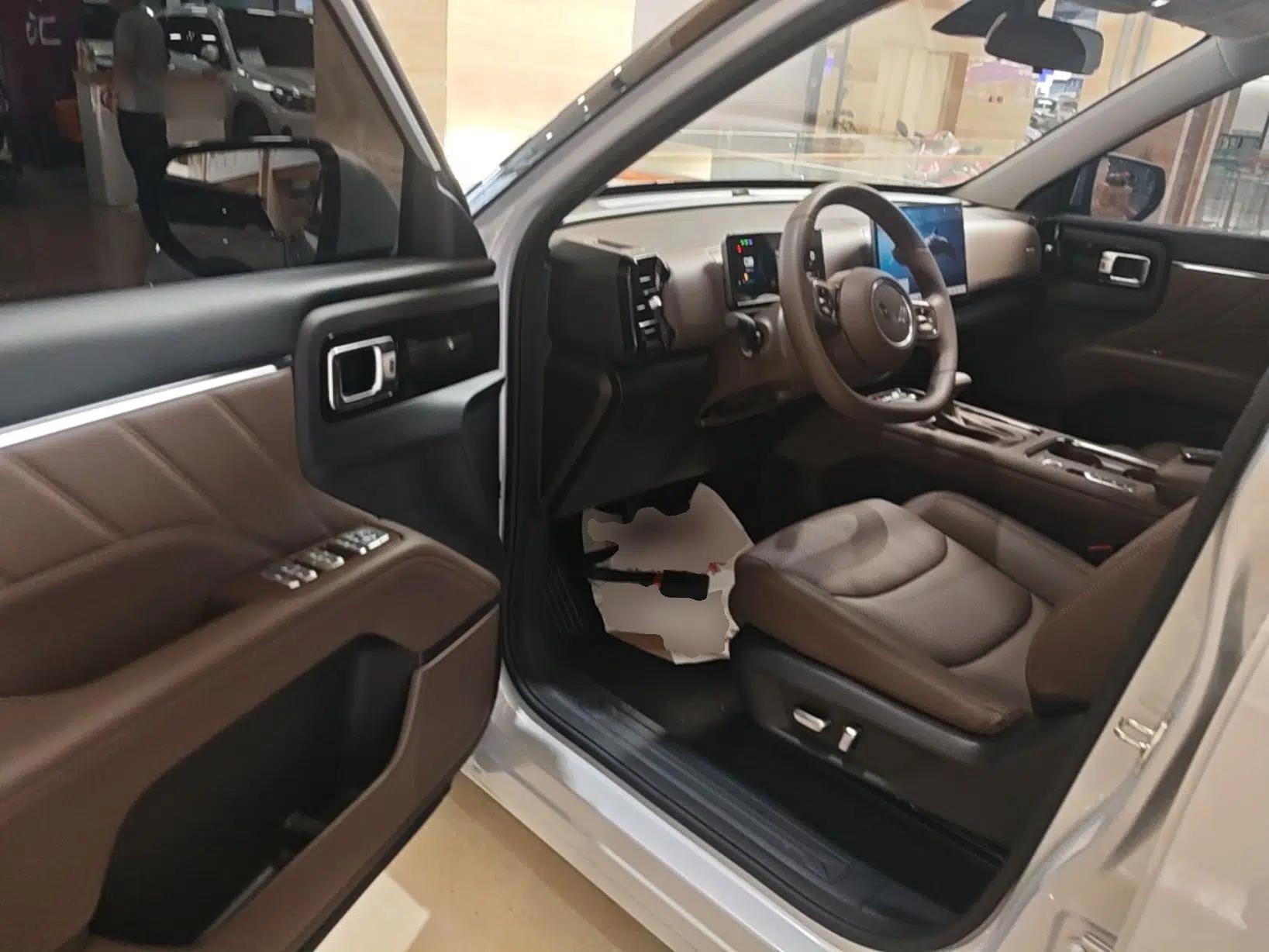 Wuling Starlight 560 2026 1.5T CVT Elite Edition — миниатюра 18