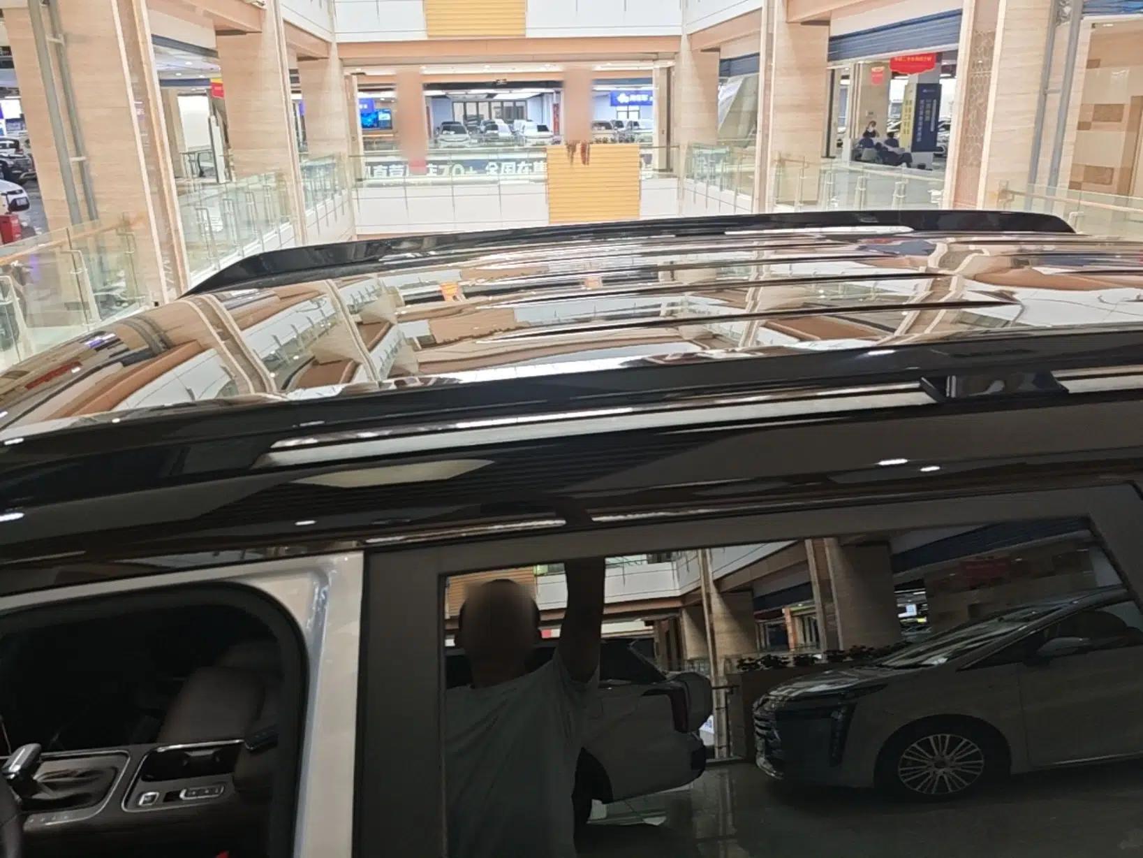 Wuling Starlight 560 2026 1.5T CVT Elite Edition — миниатюра 7