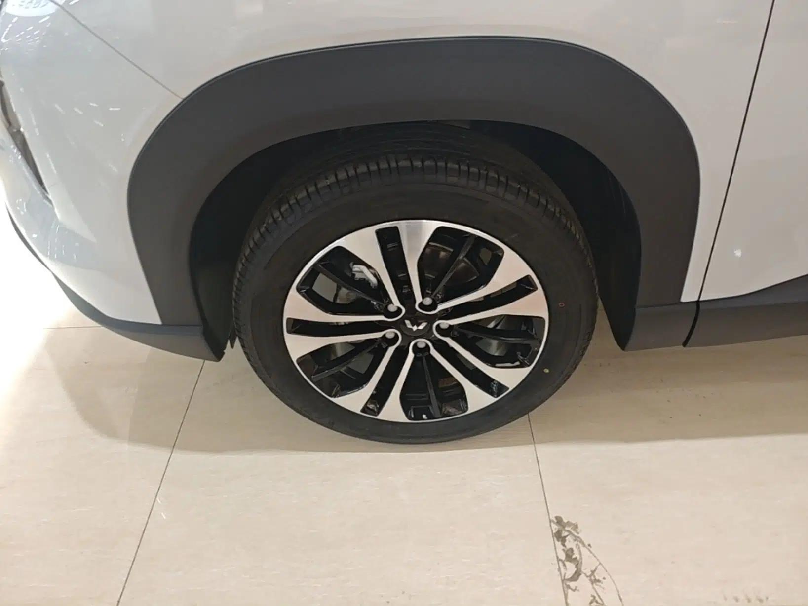 Wuling Starlight 560 2026 1.5T CVT Elite Edition — миниатюра 10
