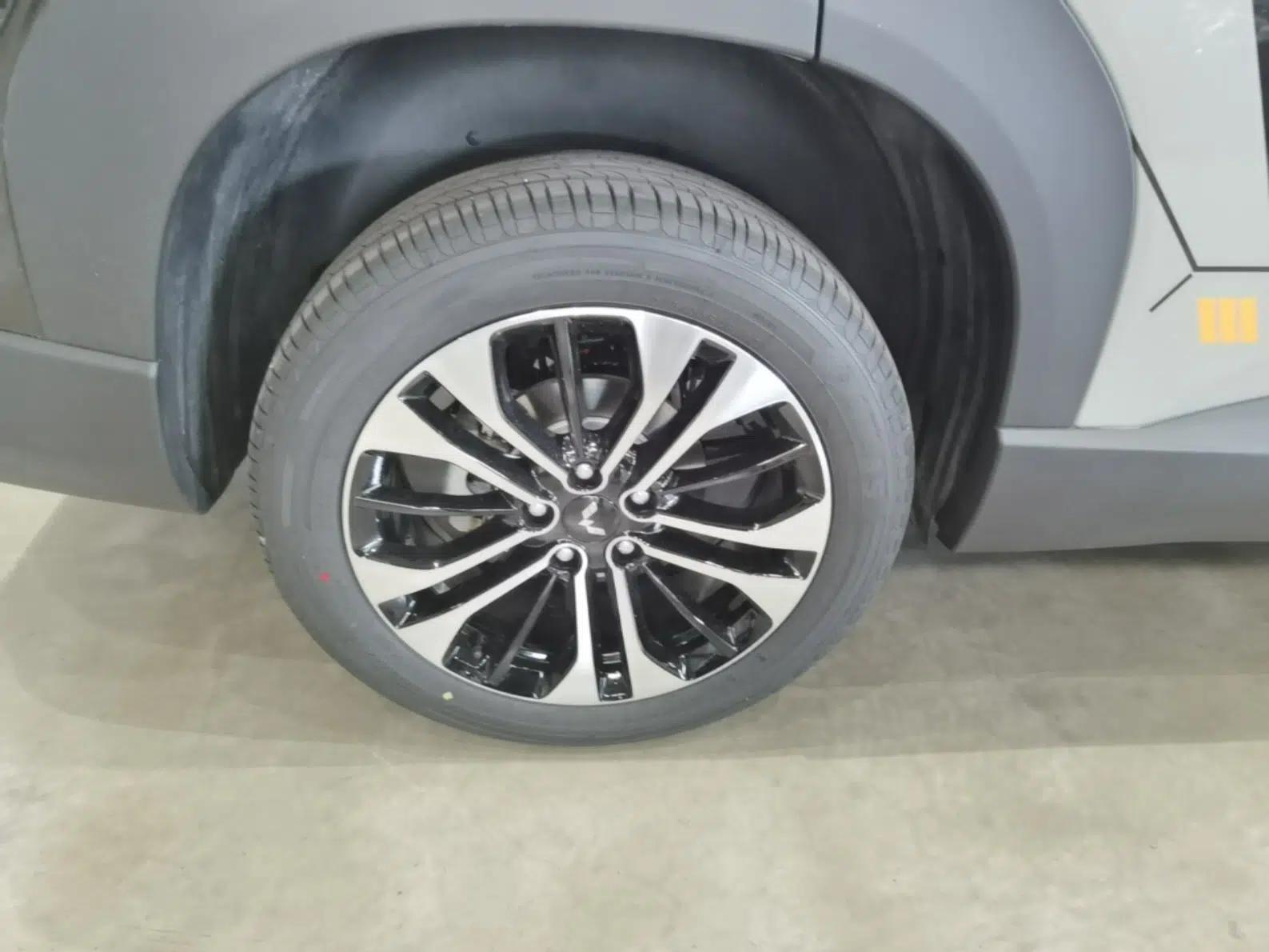 Wuling Starlight 560 2026 1.5T CVT Elite Edition — миниатюра 11