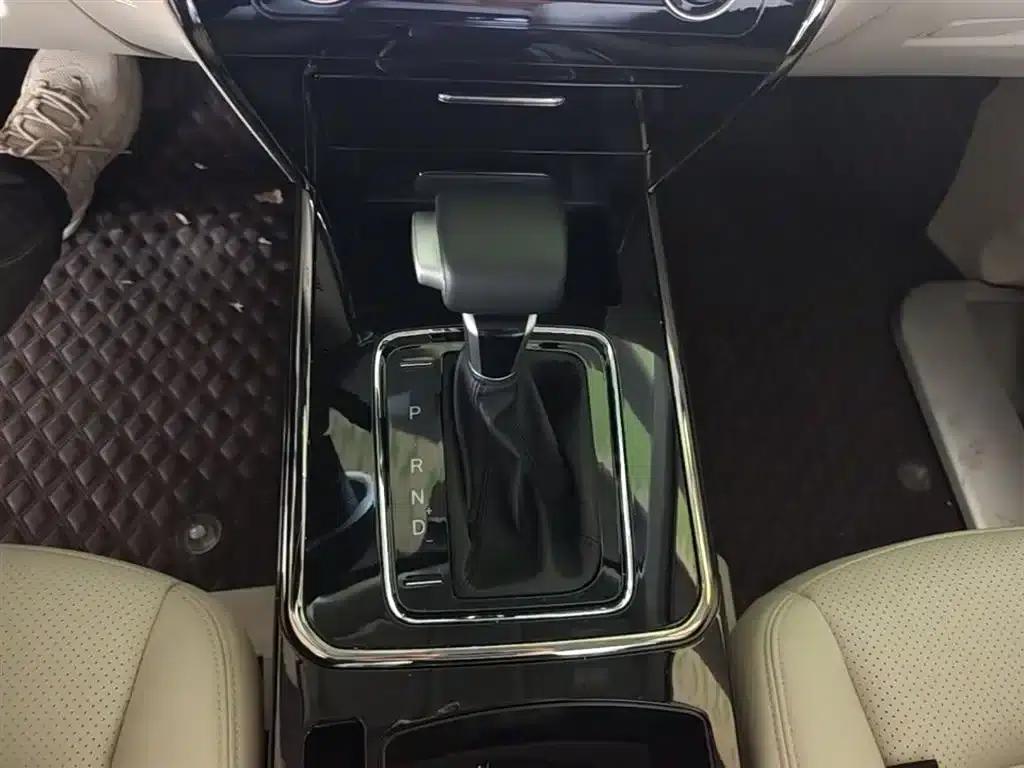 Changan Oushang Keshang 2022 1.5T Automatic Business Edition — миниатюра 14
