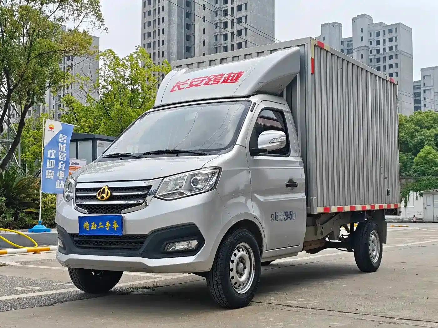 New Leopard T3 2022 1.2L Comfort Cargo Truck, Single Cab, Single Rear Wheel, Side Panel, 3080mm, Wheelbase 2.82m, LJ469Q-AEB — миниатюра 1