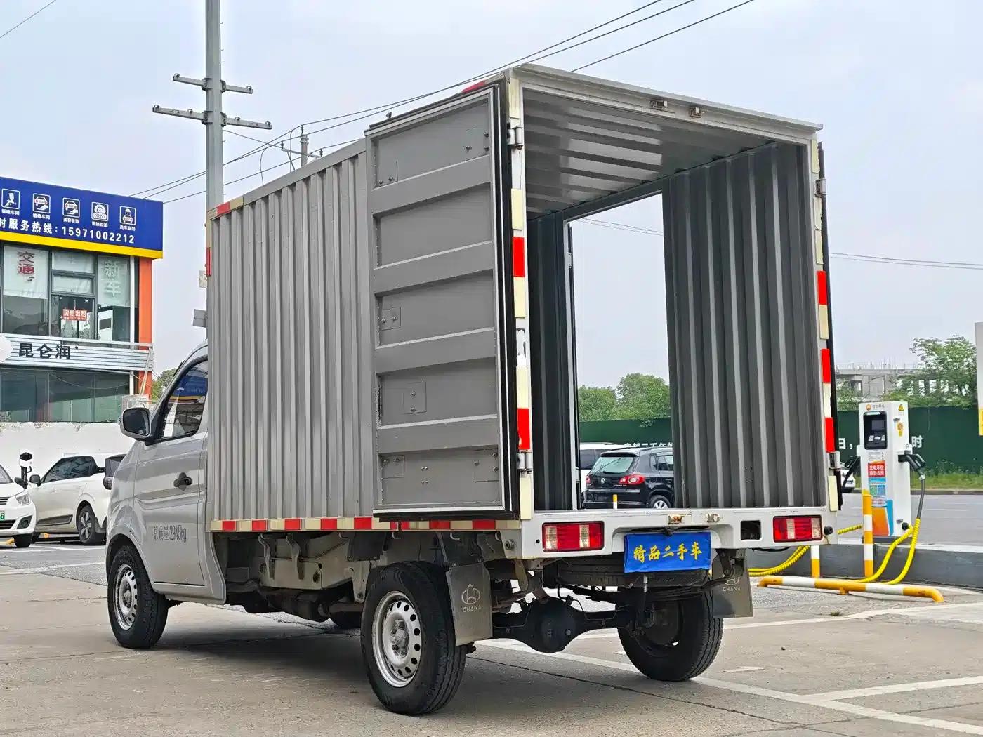 New Leopard T3 2022 1.2L Comfort Cargo Truck, Single Cab, Single Rear Wheel, Side Panel, 3080mm, Wheelbase 2.82m, LJ469Q-AEB — миниатюра 9
