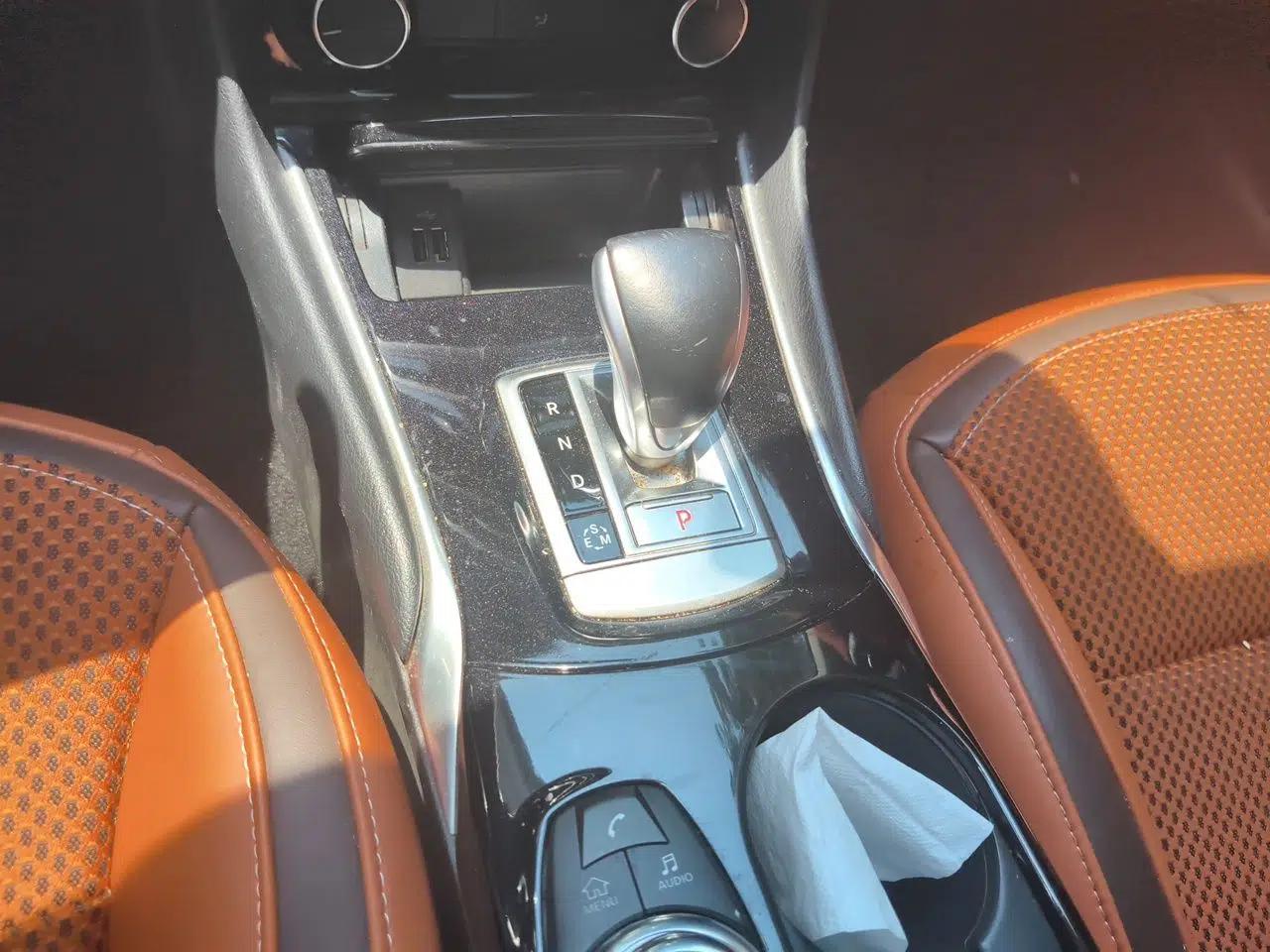 Infiniti QX30 2017 2.0T Four-Wheel Drive Sport Edition — миниатюра 14