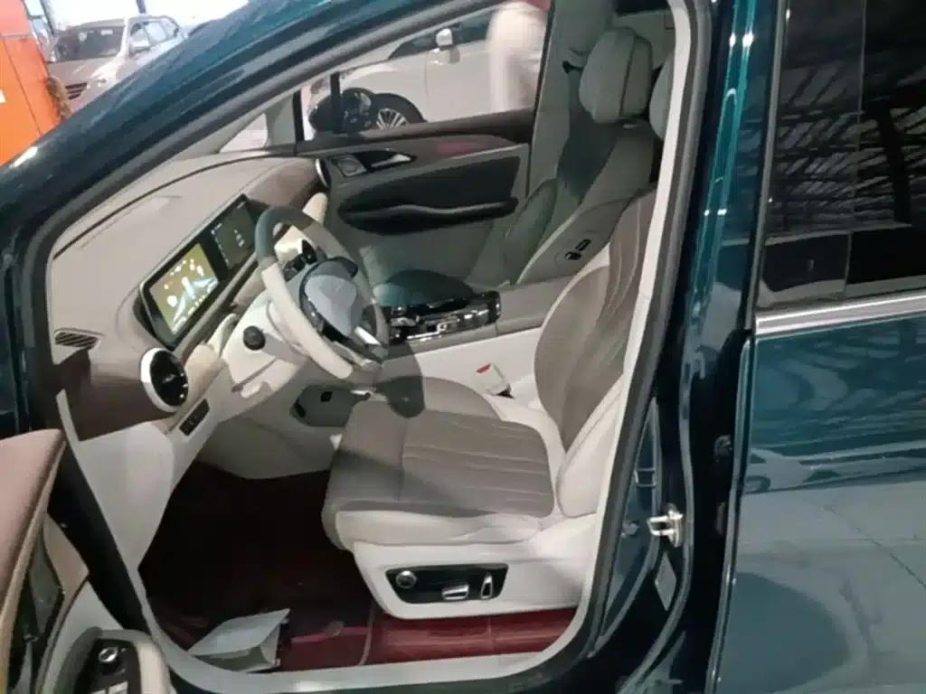 Fengxing Yacht 2022 1.5T DCT Wave Chaser Edition — миниатюра 15