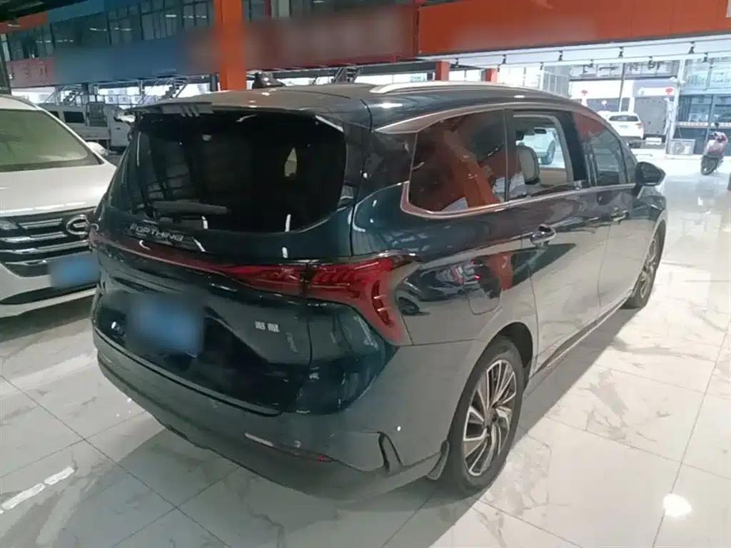 Fengxing Yacht 2022 1.5T DCT Wave Chaser Edition — миниатюра 7
