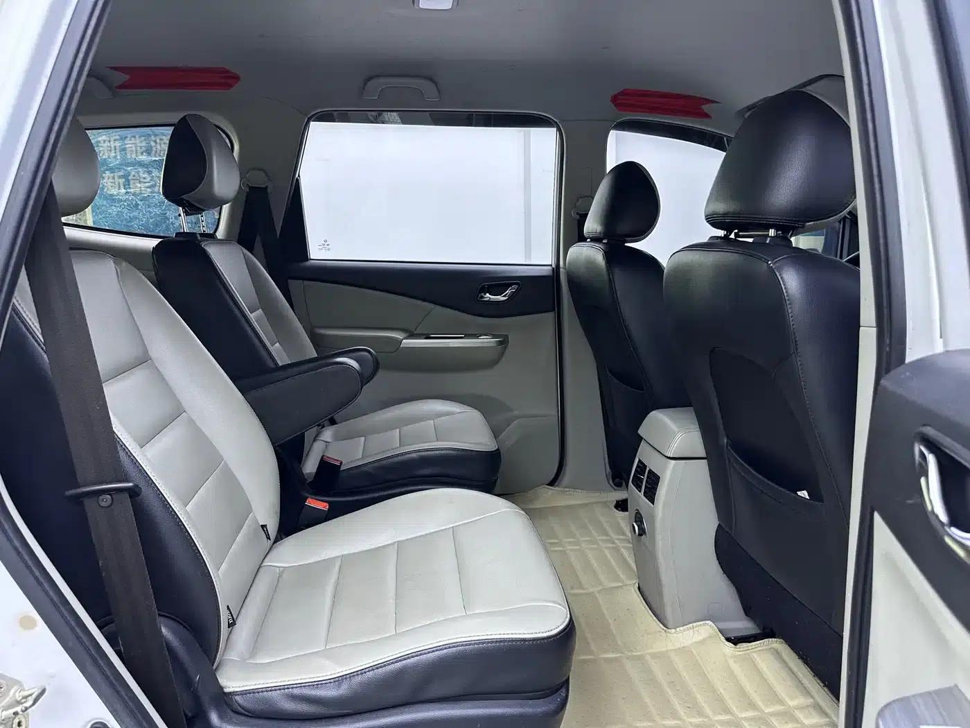 Fengxing S500 2016 1.5L Manual Deluxe Edition — миниатюра 13