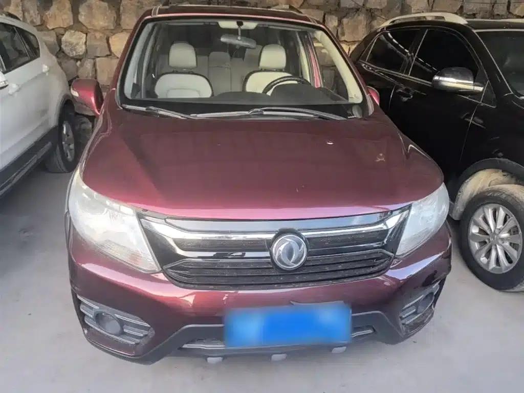 Jingyi XV 2016 1.6L CVT Luxury Edition — миниатюра 3
