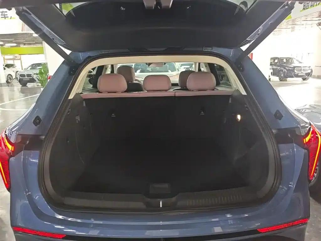 Hongqi Tiangong 06 2025 660 4WD Smart Selection Edition — миниатюра 19