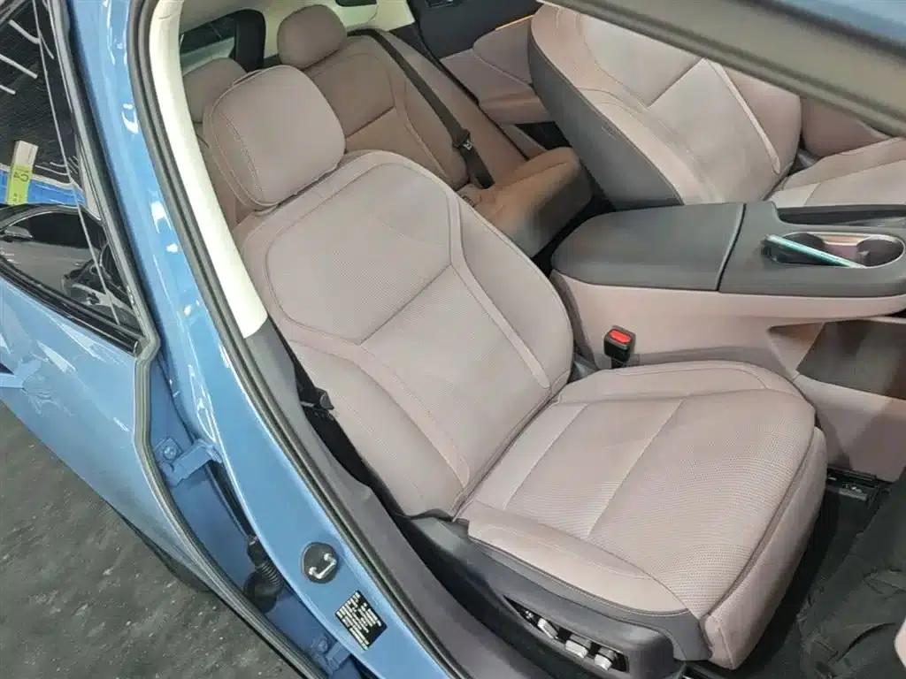 Hongqi Tiangong 06 2025 660 4WD Smart Selection Edition — миниатюра 25