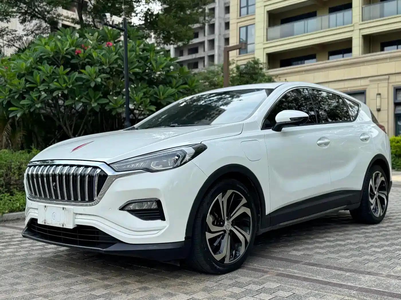 Hongqi E-HS3 2019 Intelligent Flagship Two-Wheel Drive Edition — миниатюра 1