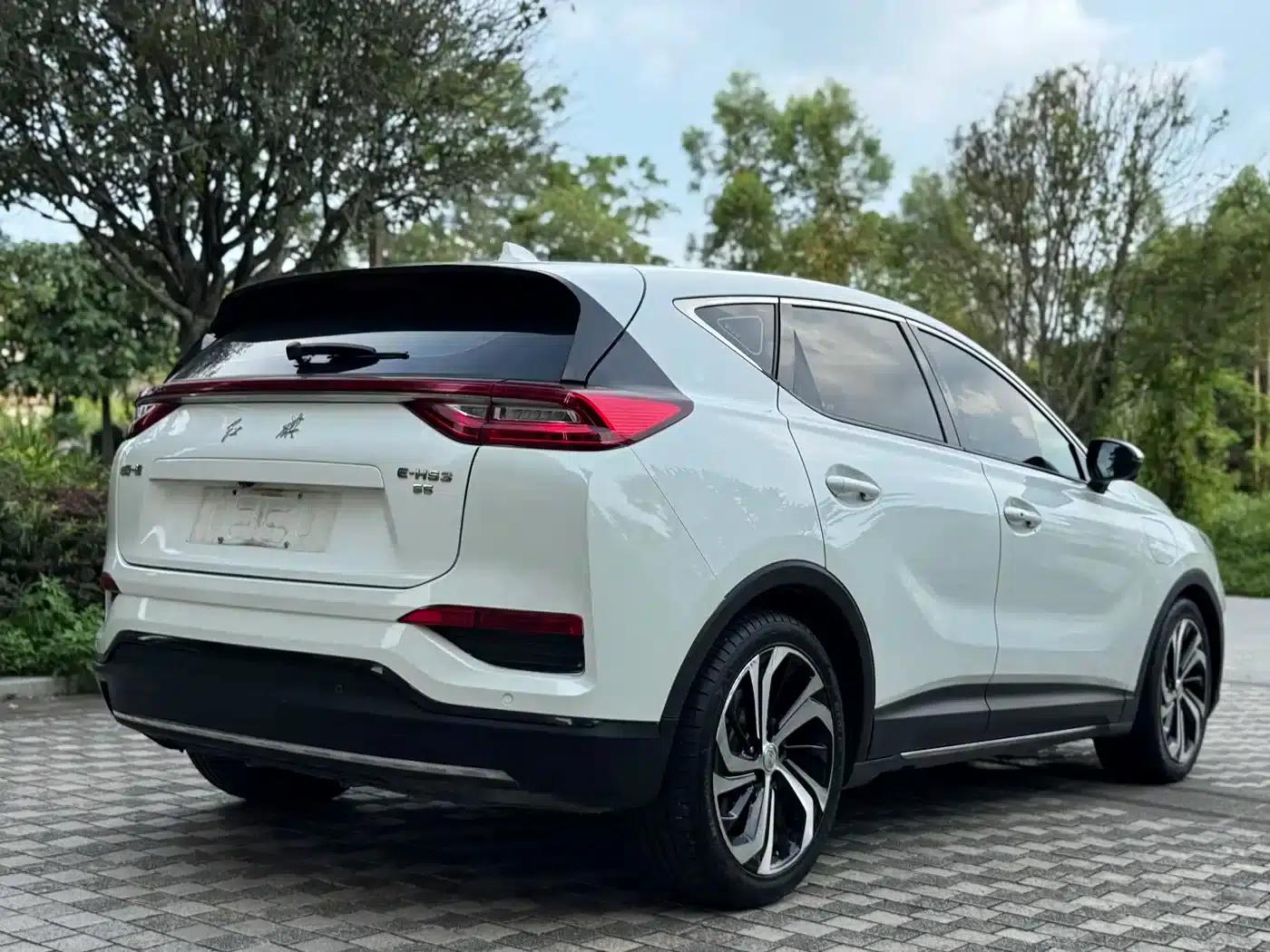 Hongqi E-HS3 2019 Intelligent Flagship Two-Wheel Drive Edition — миниатюра 4