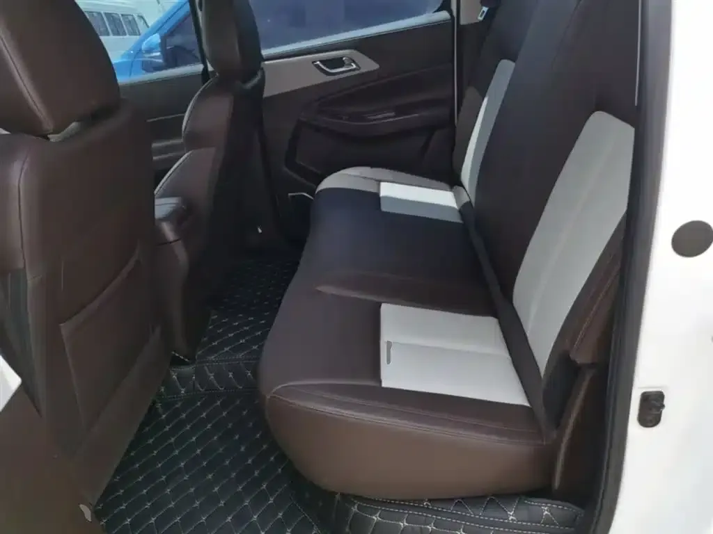 Yuhu 7 2022 2.0T Manual Diesel 4WD Comfort Standard Wheelbase — миниатюра 17