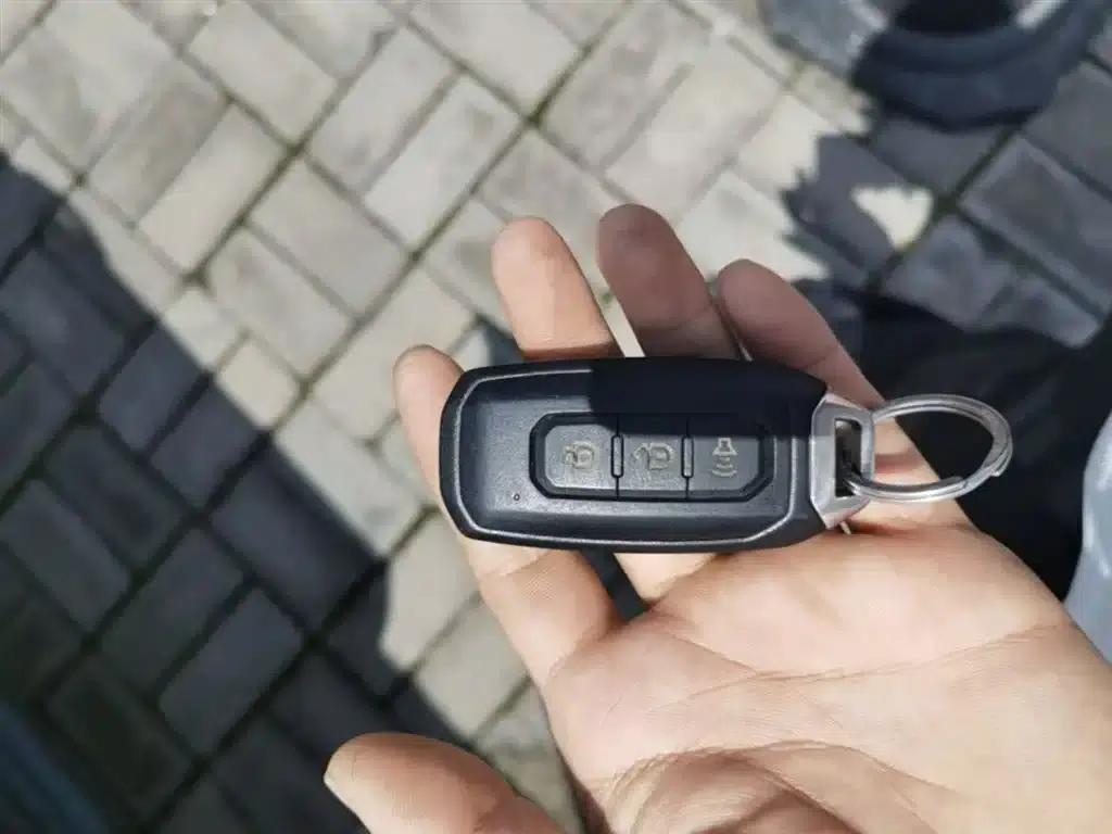Yuhu 7 2022 2.0T Manual Diesel 4WD Comfort Standard Wheelbase — миниатюра 9