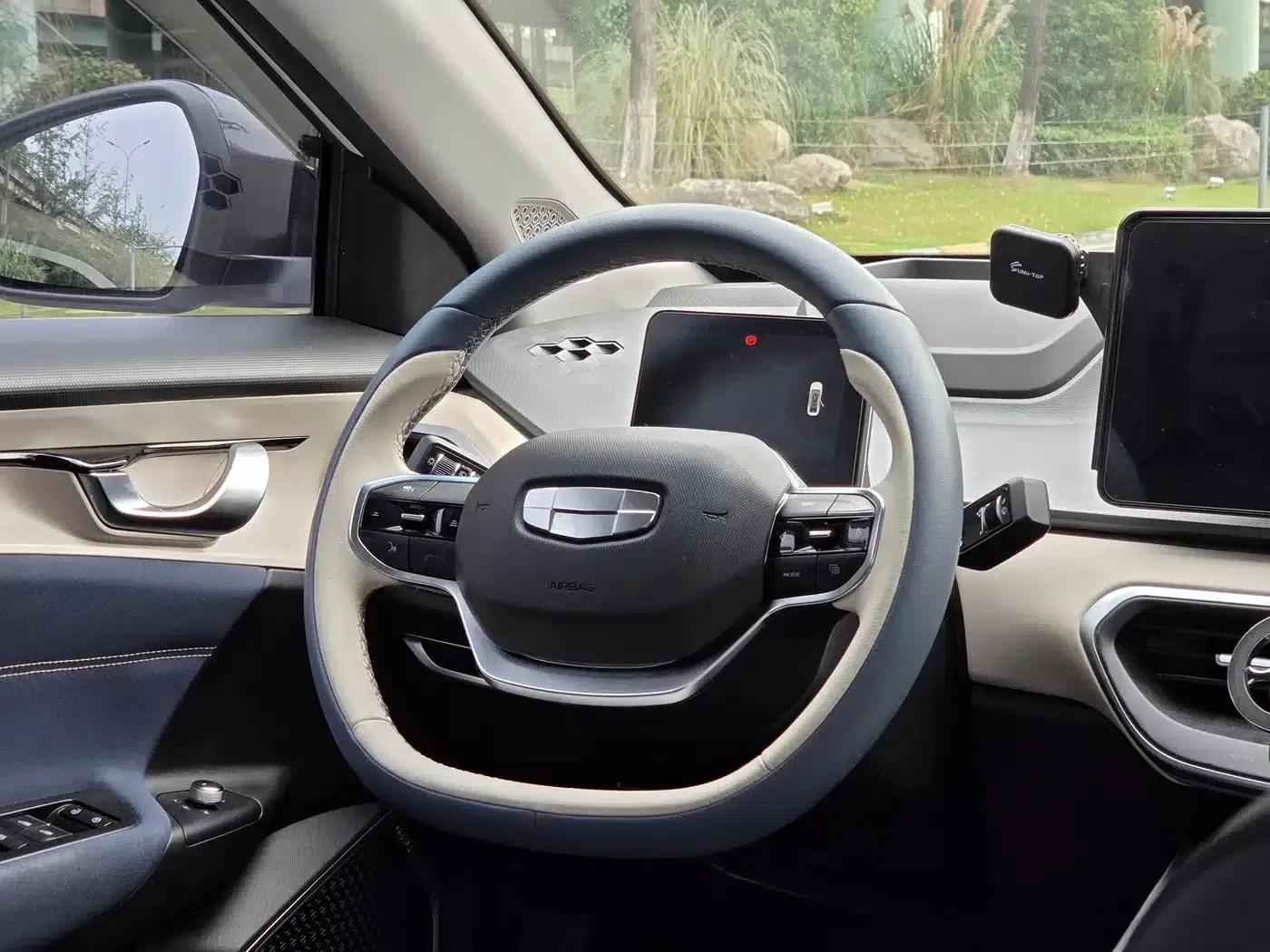 Geely Geometry A 2021 Pro Premium High-Energy Range Edition 600KM A600 Power Edition — миниатюра 11
