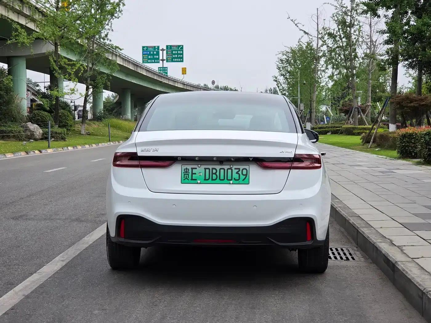Geely Geometry A 2021 Pro Premium High-Energy Range Edition 600KM A600 Power Edition — миниатюра 5