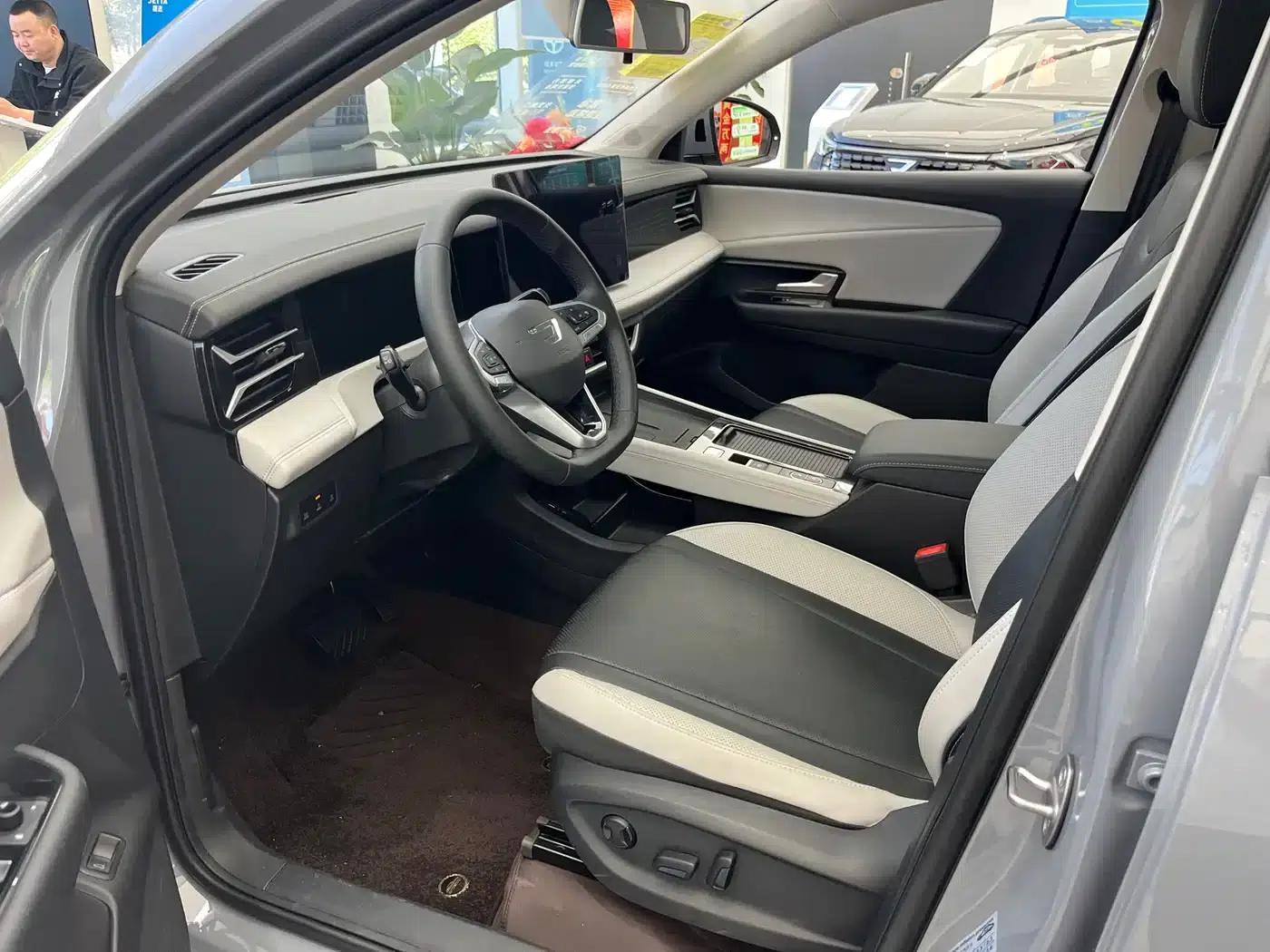 Jetta VS8 2026 280TSI Automatic Supreme Edition — миниатюра 2