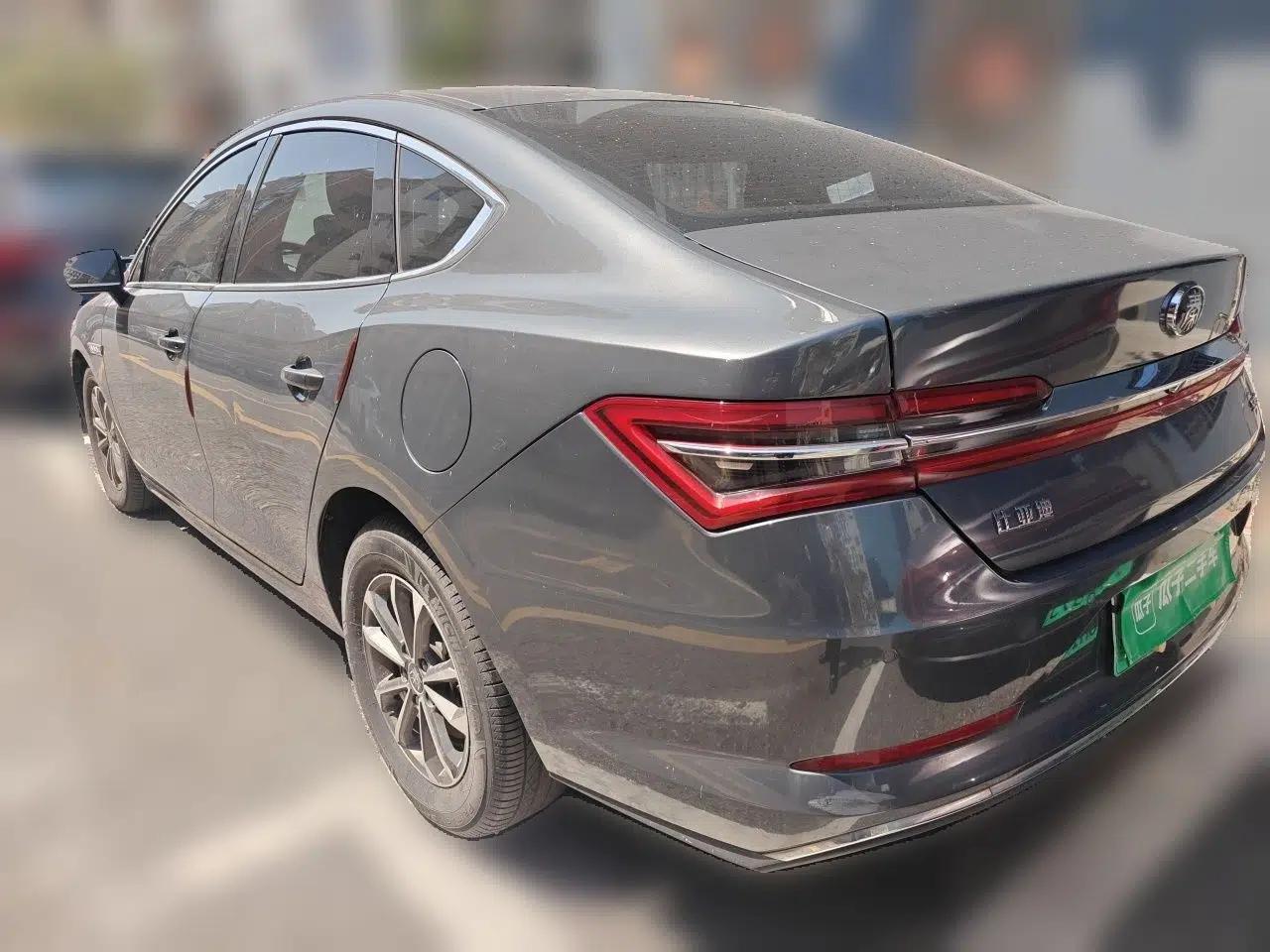 BYD Qin Pro New Energy 2019 DM Super Edition 1.5TI Automatic Smart Connect X-Trail Model China VI Standard — миниатюра 4