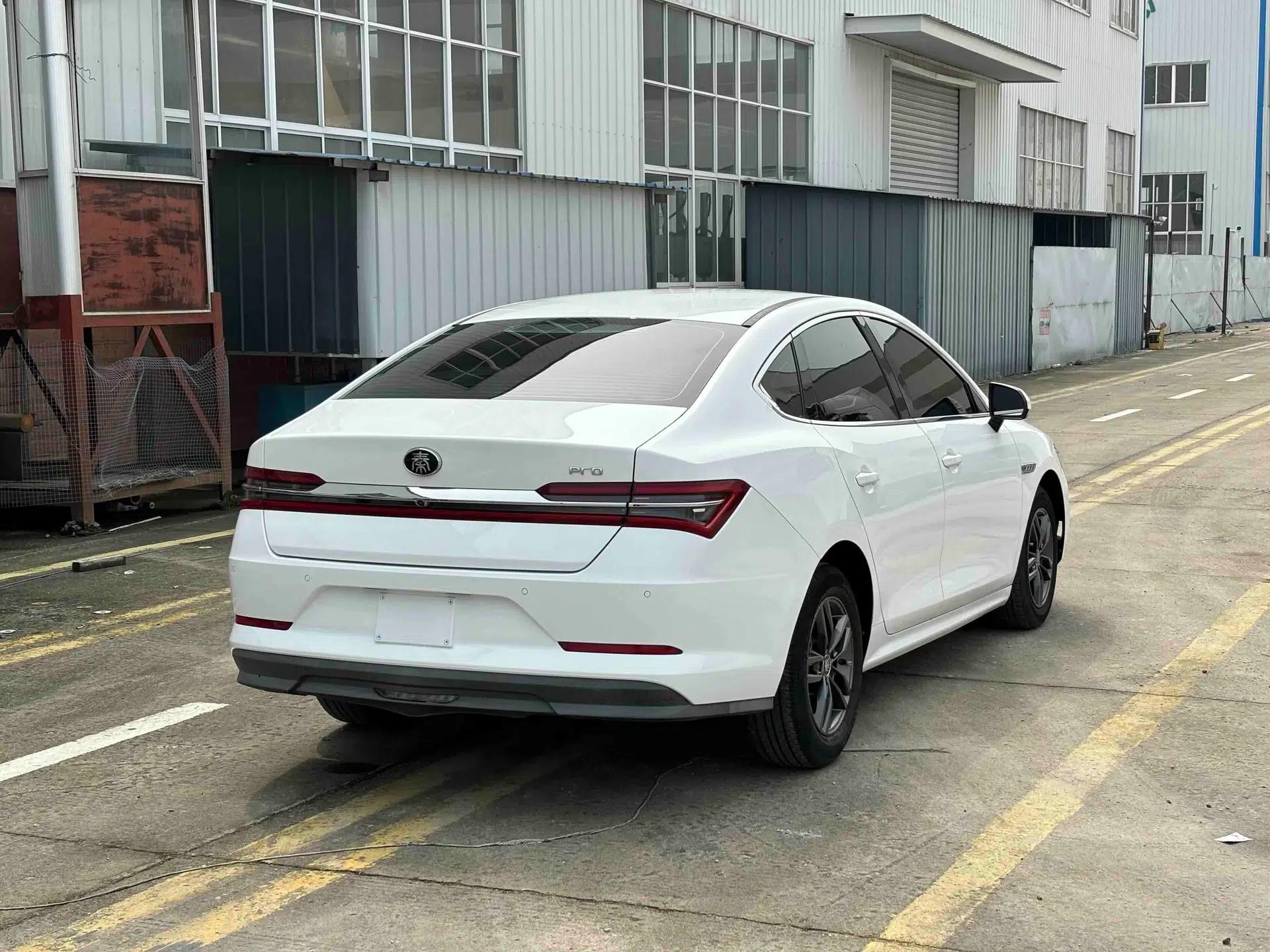 BYD Qin Pro 2019 Super Edition 1.5TI Automatic Smart Connect FENGSHANG Model China VI Standard — миниатюра 18