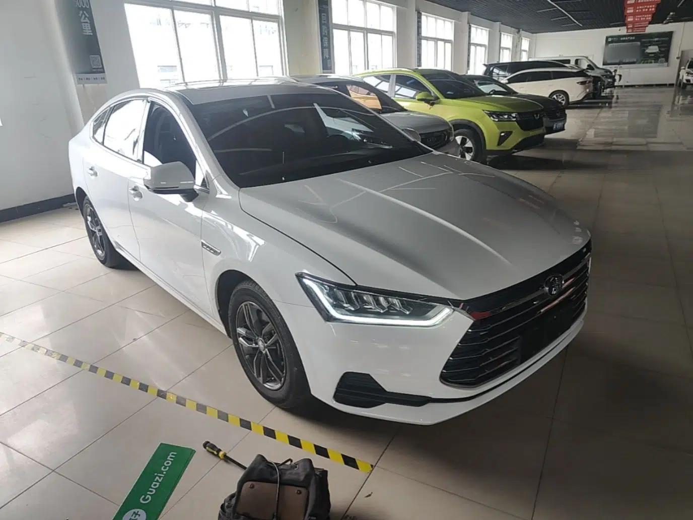 BYD Qin Pro 2019 Super Edition 1.5TI Automatic Smart Connect FENGSHANG Model China VI Standard — миниатюра 3