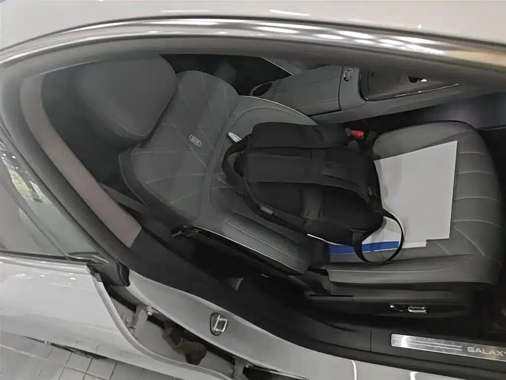 Galaxy E8 2025 Model 700km Long-Range Intelligent Driving Edition — миниатюра 25