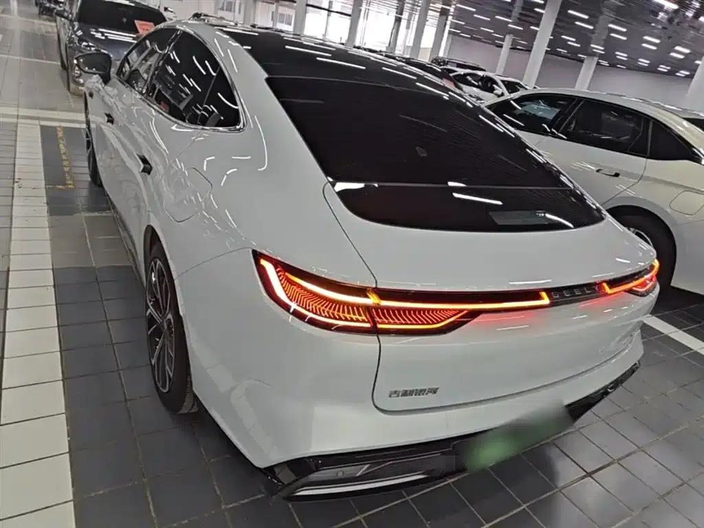 Galaxy E8 2025 Model 700km Long-Range Intelligent Driving Edition — миниатюра 6