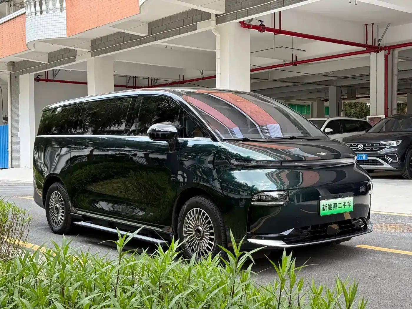 Yizhen L380 2025 Model 805km Flagship Edition 4WD — миниатюра 2