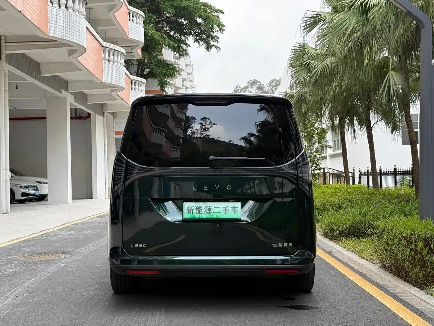 Yizhen L380 2025 Model 805km Flagship Edition 4WD — миниатюра 5
