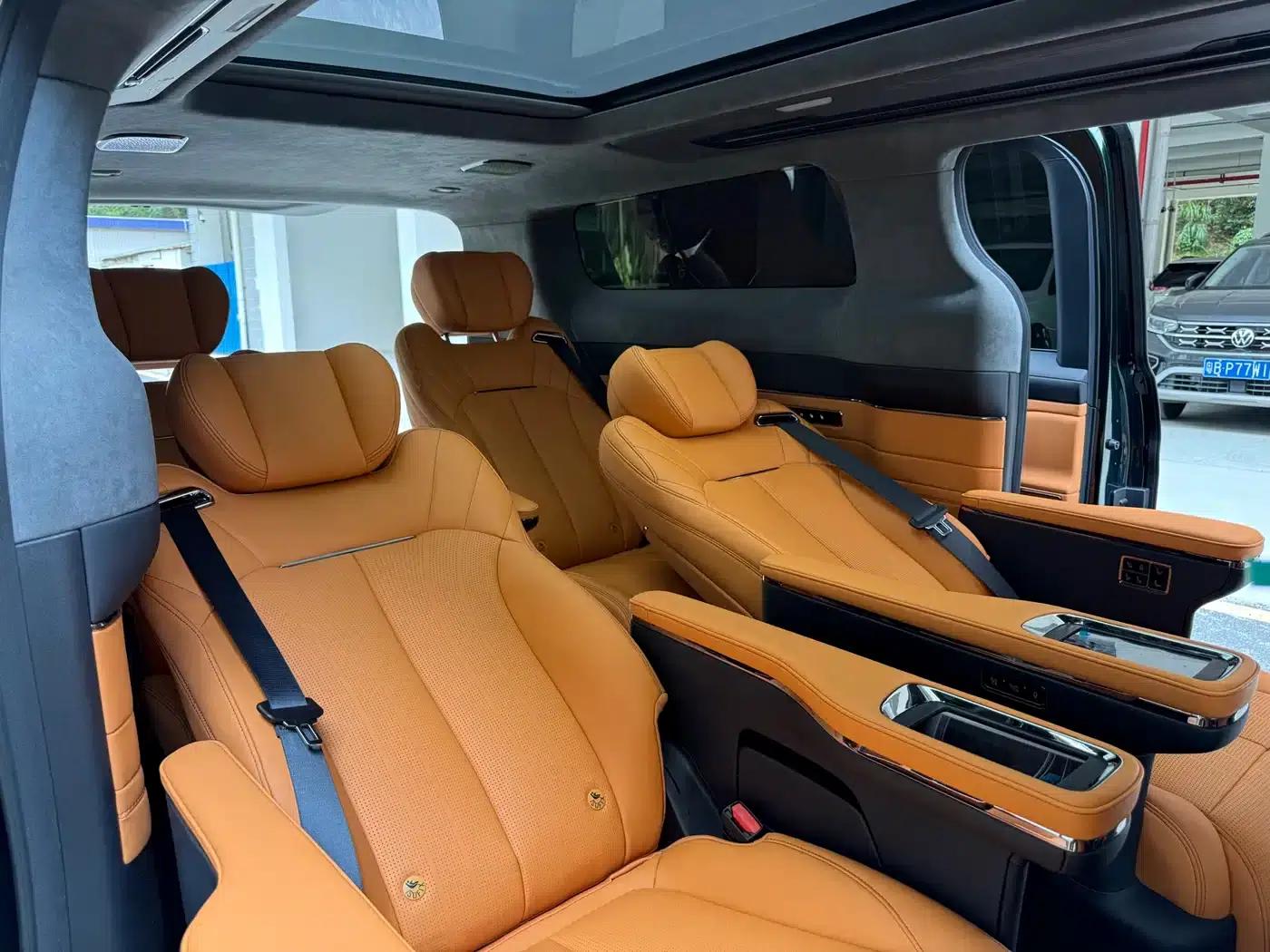 Yizhen L380 2025 Model 805km Flagship Edition 4WD — миниатюра 10