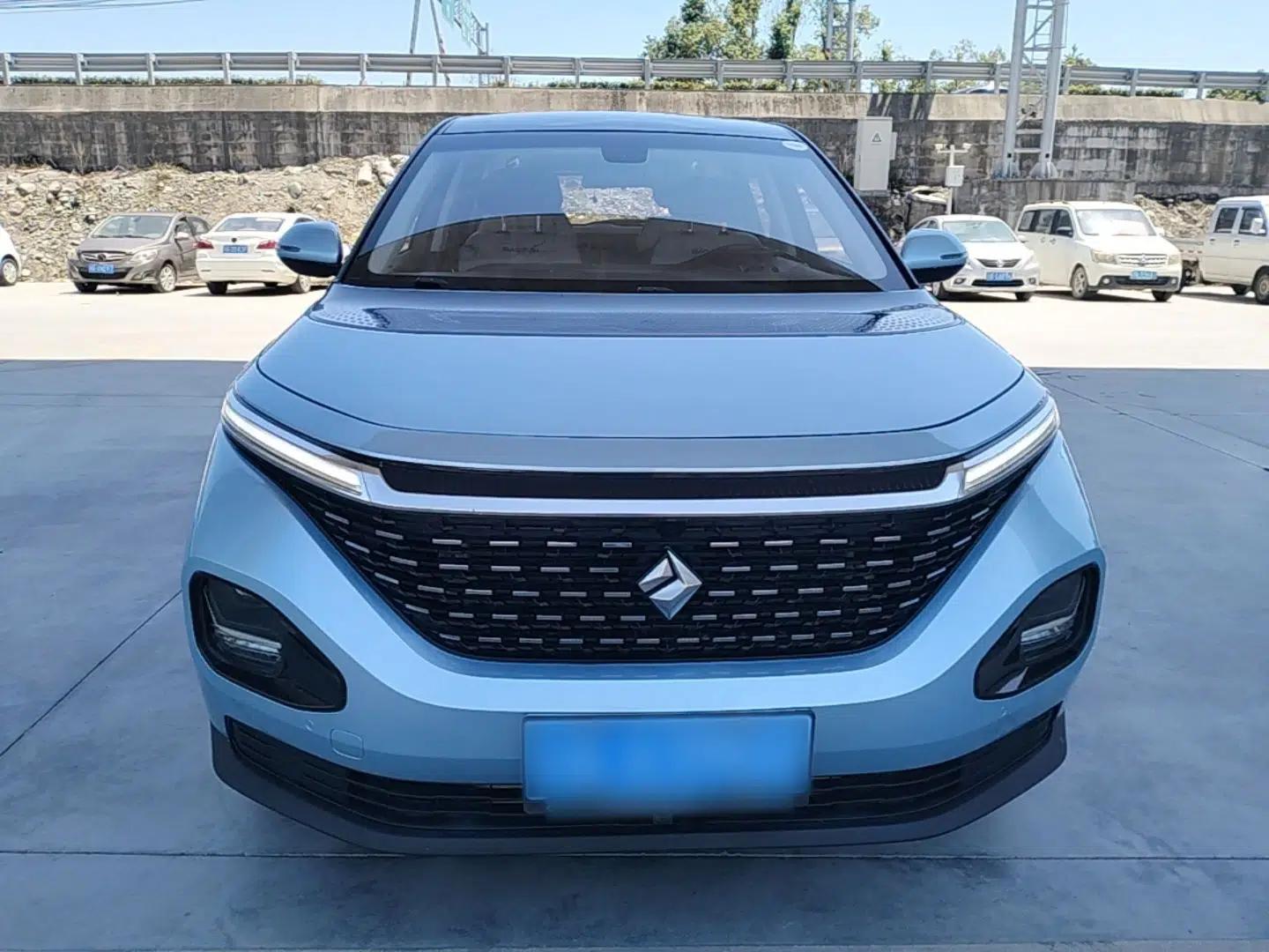 Baojun RM-5 2019 1.5T CVT 24-Hour Online Luxury Version 6 Seats — миниатюра 2