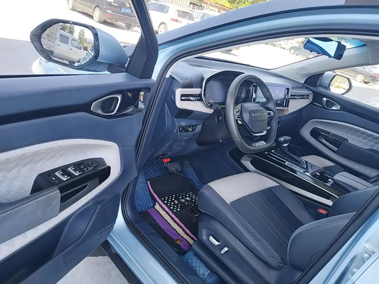 Baojun RM-5 2019 1.5T CVT 24-Hour Online Luxury Version 6 Seats — миниатюра 18